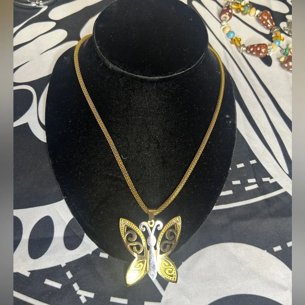 L.T.S.Steel Gold Tone Butterfly Pendant Necklace Y2K Aesthetic Statement Jewelry